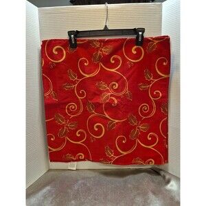 Christmas Red/Gold Napkins With Holly Leaves And Scroll Design Set Of 4